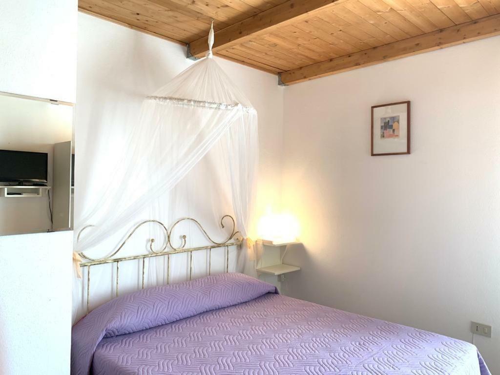 B&B S'Incontru Galtellì Exteriör bild